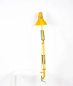 Schwedische Gelbe Tischlampe von Luxo, 1970er