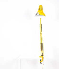 Schwedische Gelbe Tischlampe von Luxo, 1970er