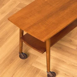 Schwedischer Beistelltisch aus Teak & Eiche, 1950