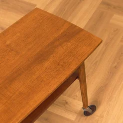 Schwedischer Beistelltisch aus Teak & Eiche, 1950