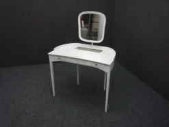 Schwedischer Frisiertisch von Carl Malmsten, 1960er
