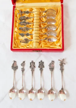 Schwedische Silberne Teelöffel mit Figuren und Windmühlen, 1920-1930, 12 . Set
