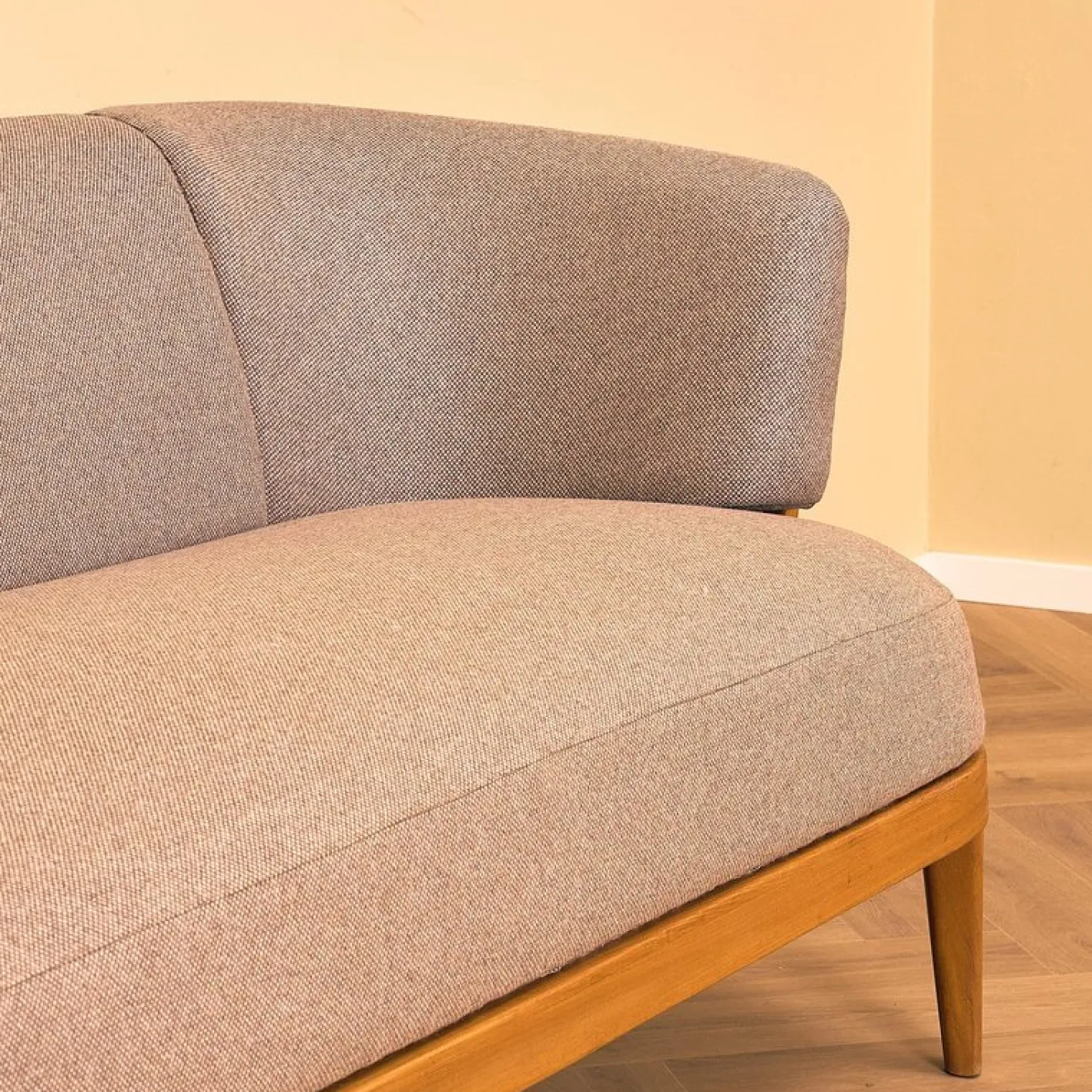 Schwedisches Sofa aus Ulmenholz von Carl Malmsten