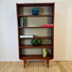 Schwedisches Teak Bücherregal mit Fünf Regalen, 1960
