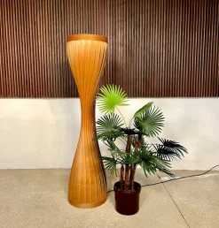 Schwedische Stehlampe aus Kiefernholz von Hans-Agne Jakobsson für Ab Markaryd, 1960er