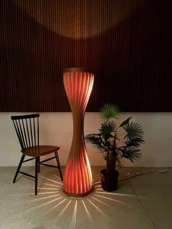 Schwedische Stehlampe aus Kiefernholz von Hans-Agne Jakobsson für Ab Markaryd, 1960er