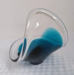 Schwedische Vintage Coquille Art Glasschale von Flygsfors, 1960er