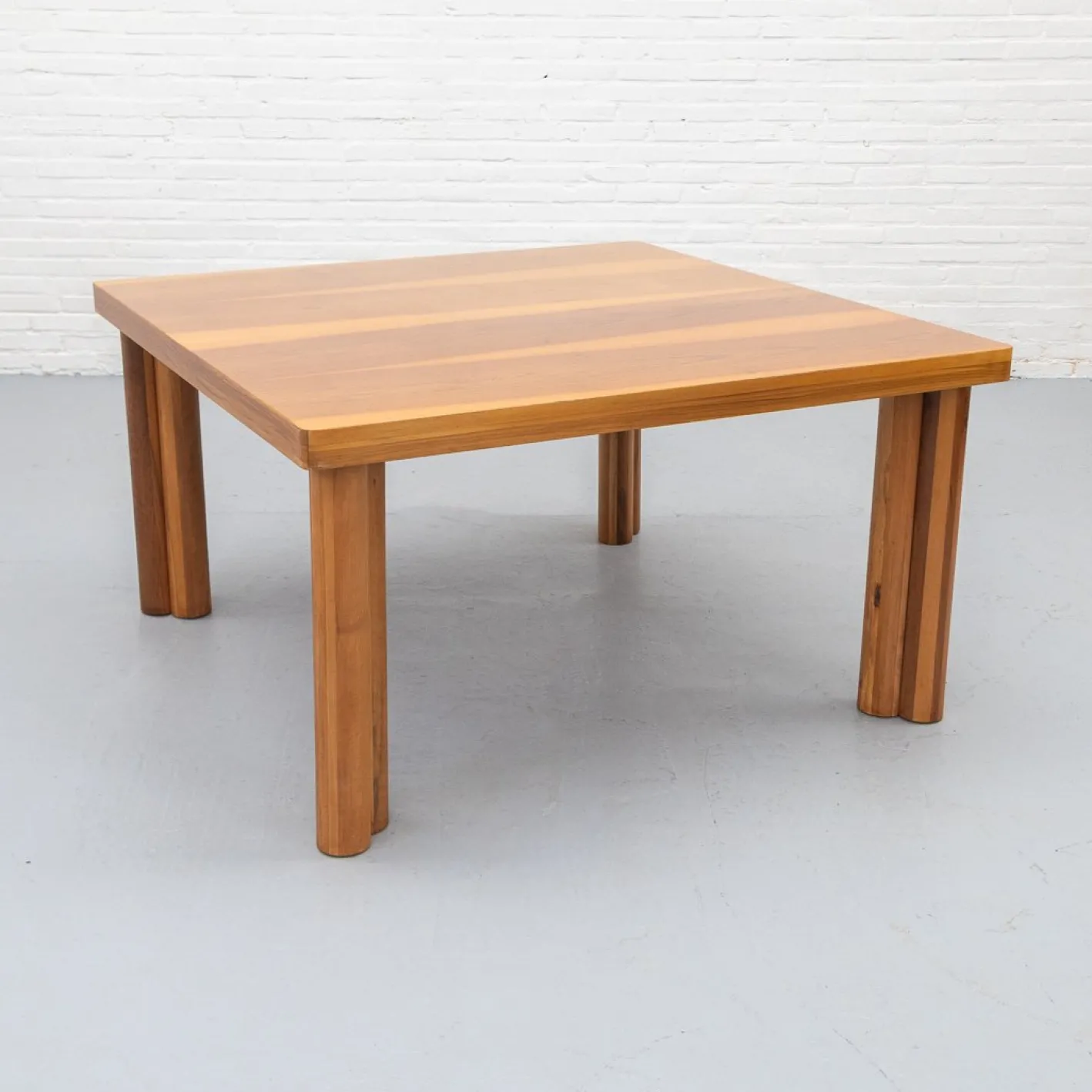 Scuderia Esstisch von Carlo Scarpa für Bernini, 1970er
