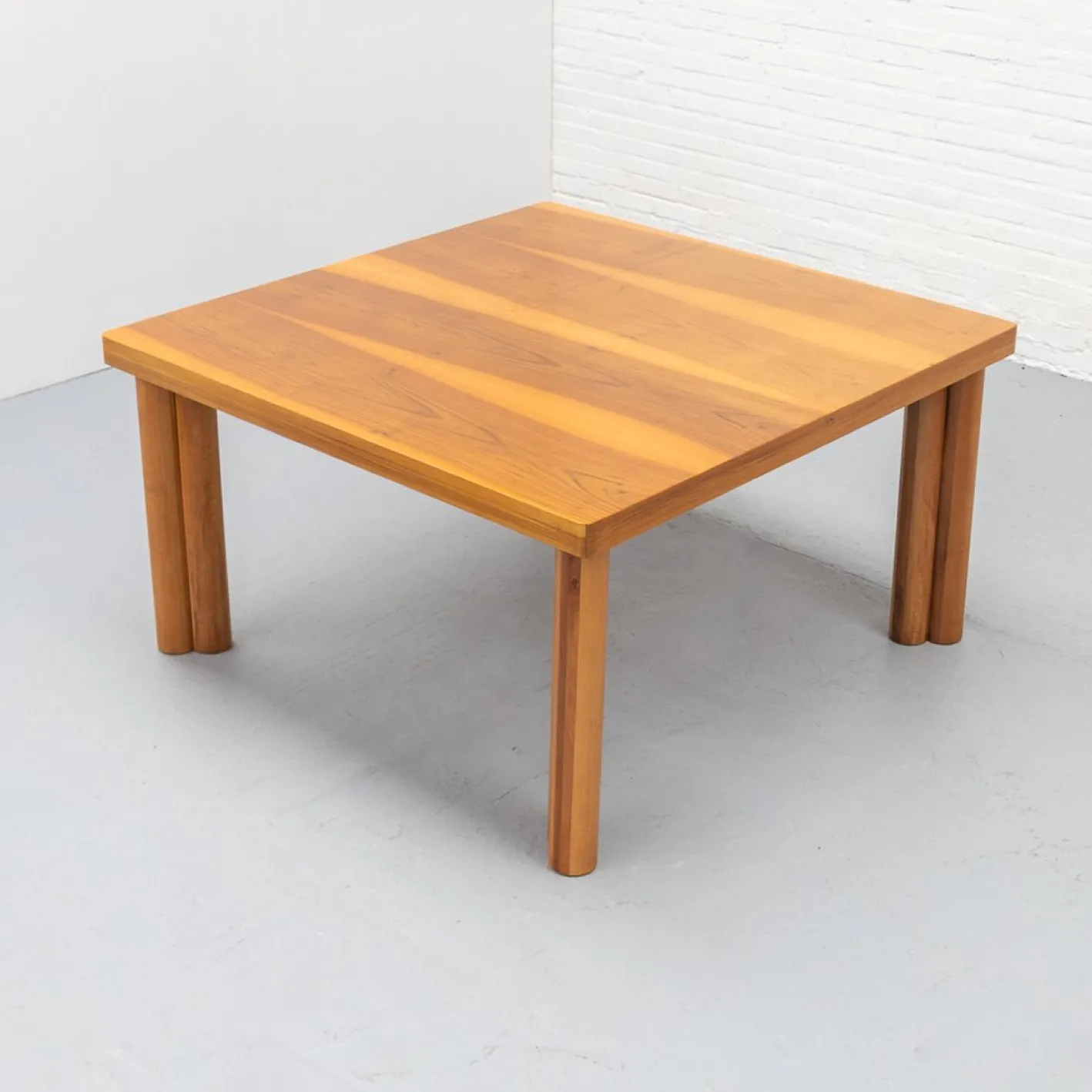 Scuderia Esstisch von Carlo Scarpa für Bernini, 1970er
