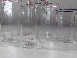 Sechseckige Gläser aus mundgeblasenem Muranoglas in Kobaltblau & Rotem Rand von Carlo Scarpa, 1950er, 7 . Set
