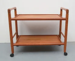 Servierwagen aus Teak von Dyrlund, 1970er