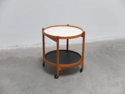 Servierwagen mit wendbaren Tabletts von Hans Bølling für Torben Ørskov, 1960er