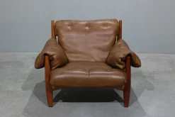 Set aus Sheriff Sessel und Fußhocker von Sergio Rodrigues für ISA, 1960er