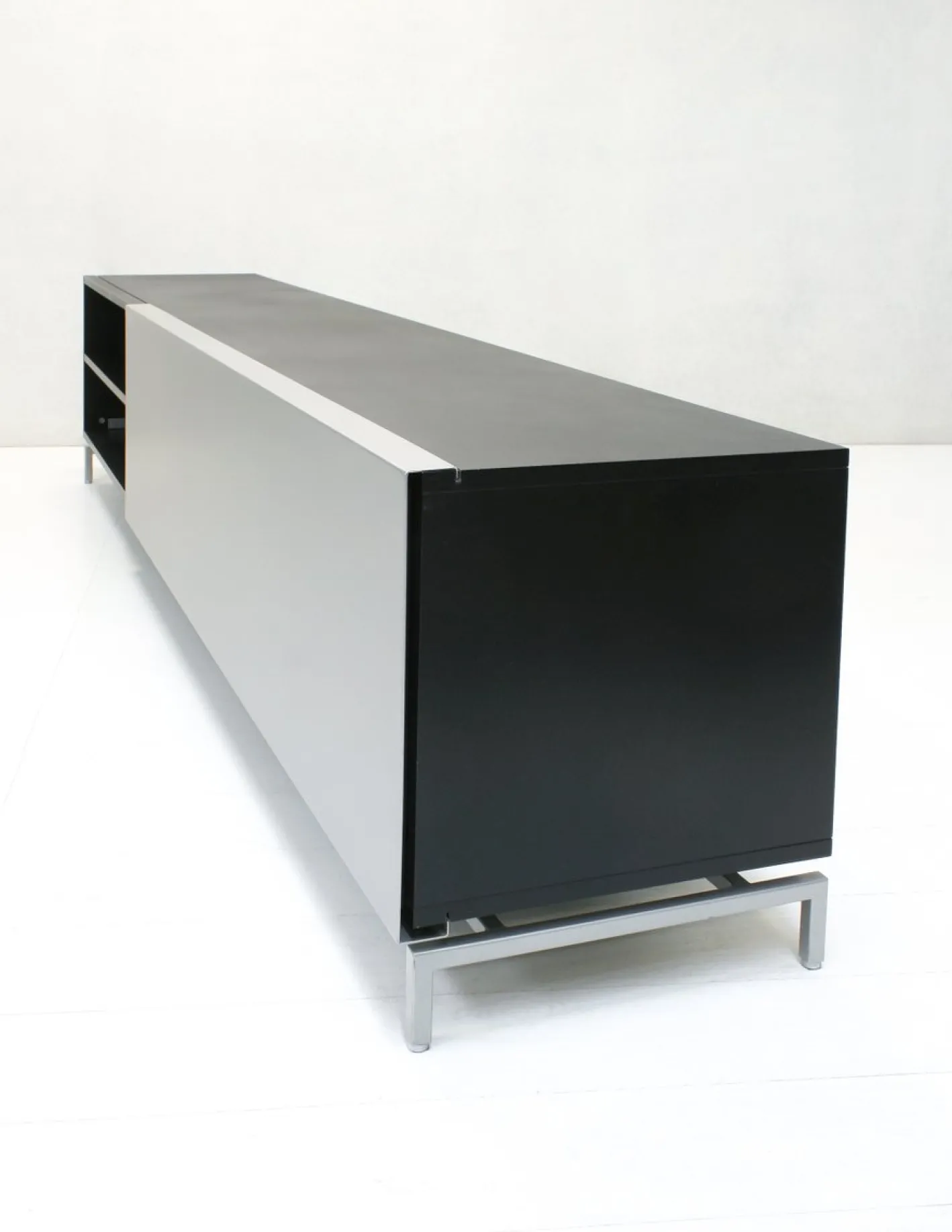 Sideboard aus der Slide Serie von Shigeru Uchida für Pastoe