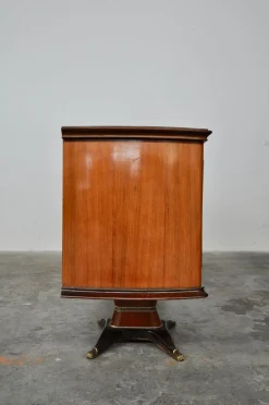Sideboard aus Mahagoni, Birnenholz, Messing & lackierter Glasplatte mit Spiegel von F.lli Rigamonti Desio, Milano, 1940er