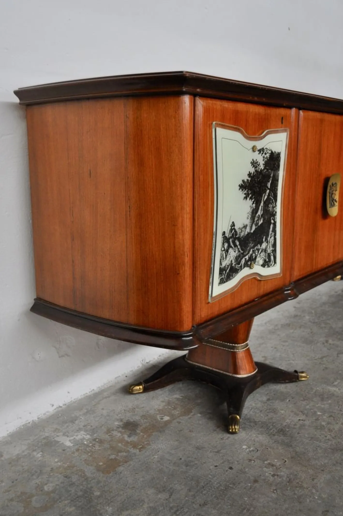 Sideboard aus Mahagoni, Birnenholz, Messing & lackierter Glasplatte mit Spiegel von F.lli Rigamonti Desio, Milano, 1940er