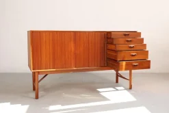 Sideboard aus Teak von Peter Hvidt, Dänemark, 1960er