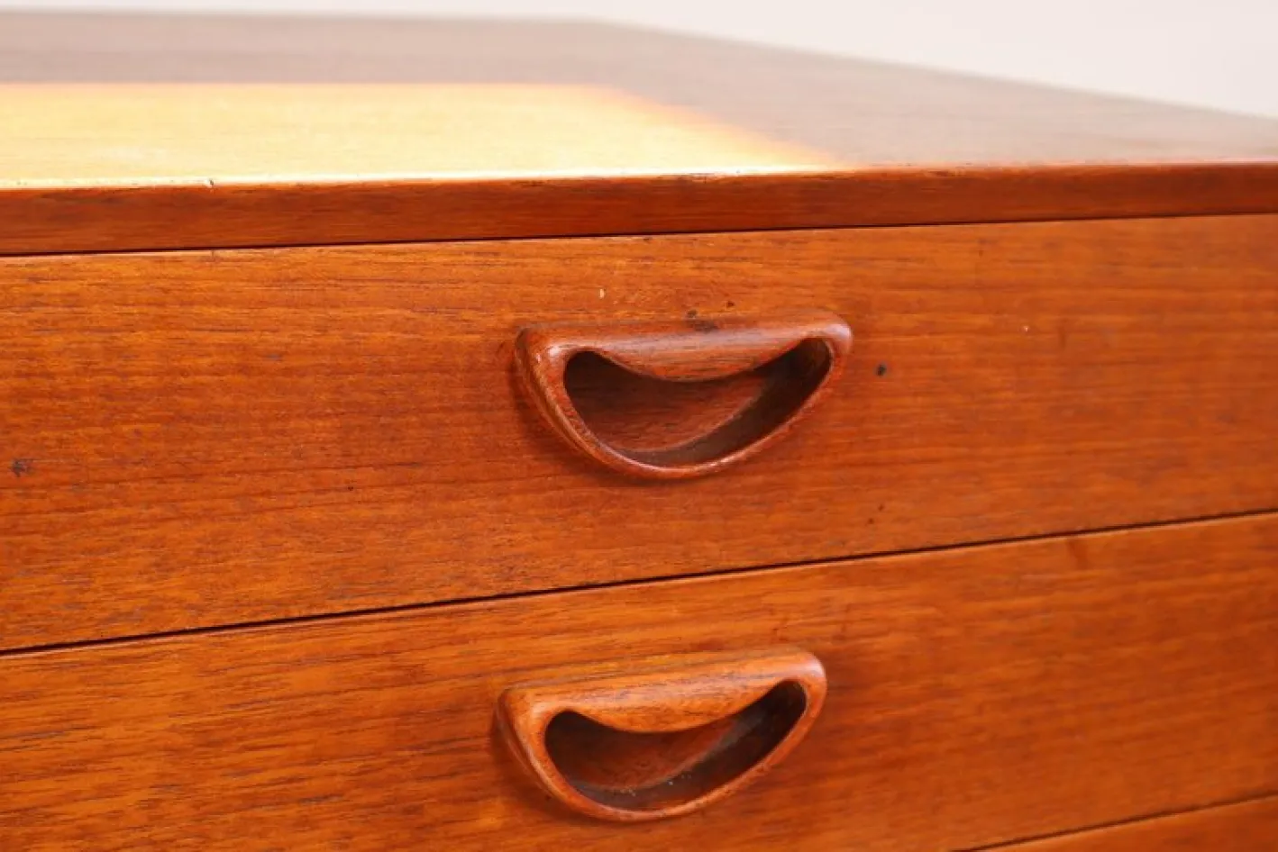 Sideboard aus Teak von Peter Hvidt, Dänemark, 1960er