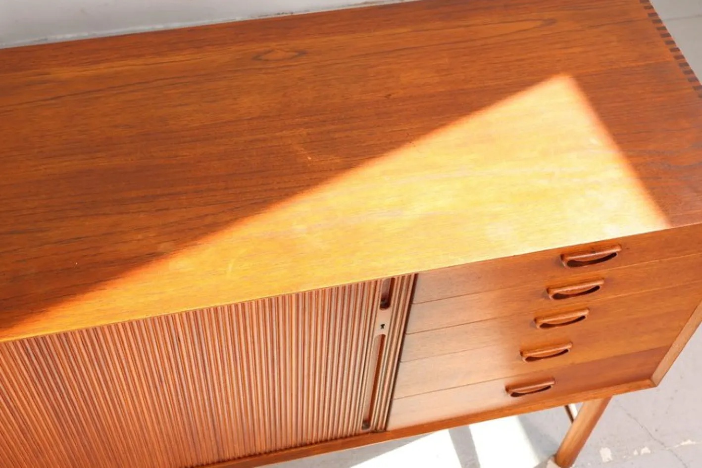 Sideboard aus Teak von Peter Hvidt, Dänemark, 1960er