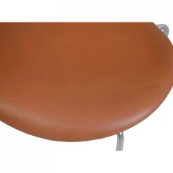 Sieben Stühle aus Nussholz und Leder von Arne Jacobsen, 1970er, 6er Set