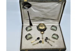Silberne Salz- und Pfefferstreuer mit Glaskernen und Löffeln, 11er Set