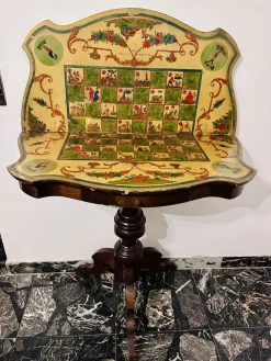 Sizilianischer Couchtisch mit Schach