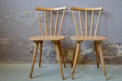 Skandinavische Esszimmerstühle aus Holz, 1950er, 2er Set