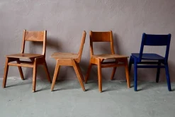 Skandinavische Holzstühle mit Kompass Beinen, 4 . Set
