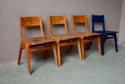 Skandinavische Holzstühle mit Kompass Beinen, 4 . Set