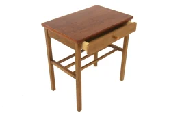 Skandinavischer Nachttisch aus Teak, Schweden, 1960er