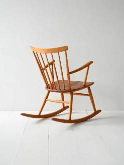 Skandinavischer Schaukelstuhl aus Buche & Teak, 1960er