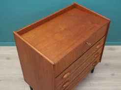 Skandinavischer Teak Frisiertisch SW Finland zugeschrieben, 1960er