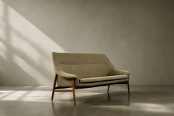 Skandinavisches Mid-Century Modern Zwei-Sitzer Grace Sofa in Braunem Stoff von Ikea, 1961