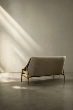 Skandinavisches Mid-Century Modern Zwei-Sitzer Grace Sofa in Braunem Stoff von Ikea, 1961