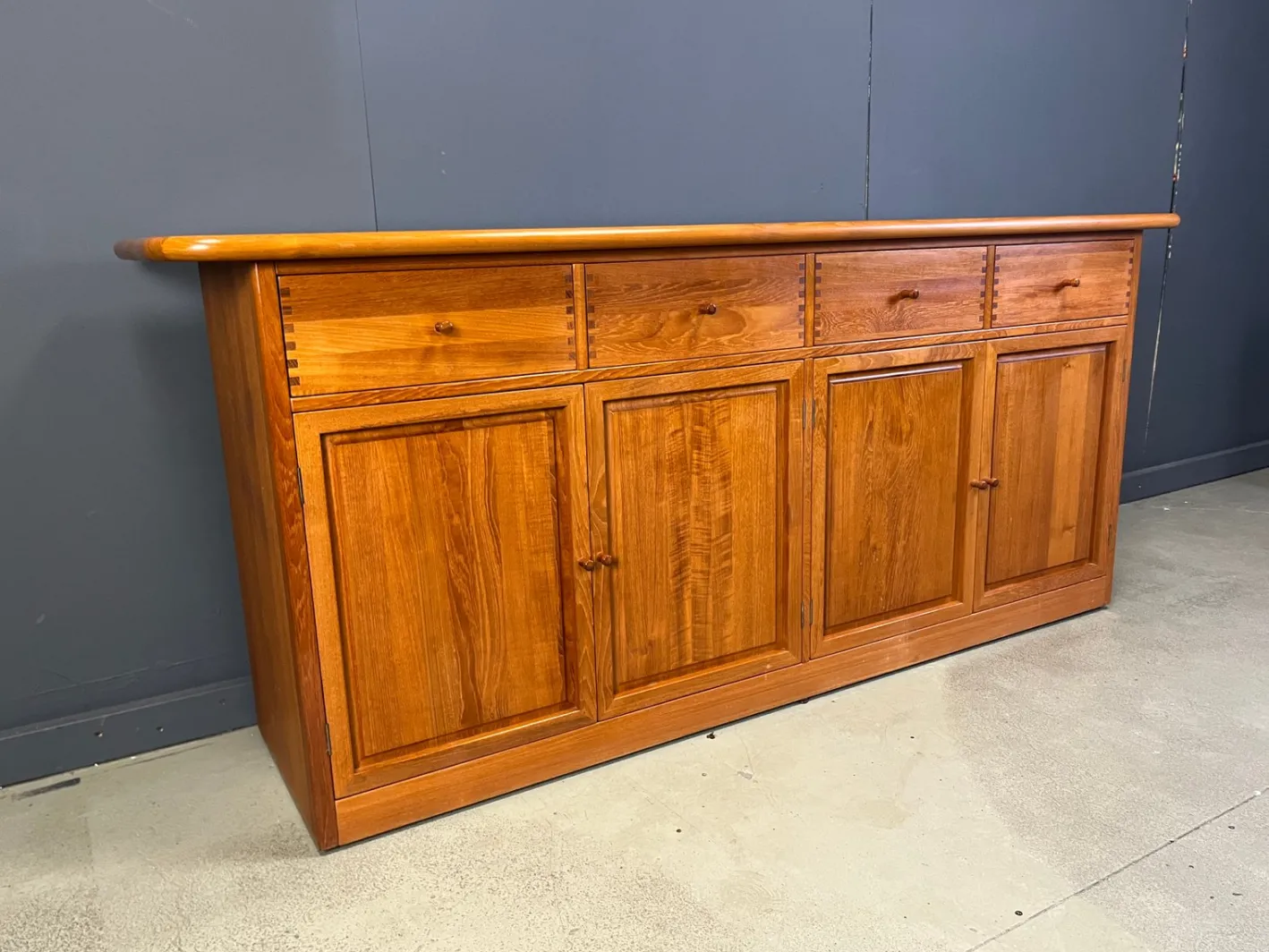 Skandinavisches Mid-Century Sideboard von Soren Nissen & Ebbe Gehl, 1970er