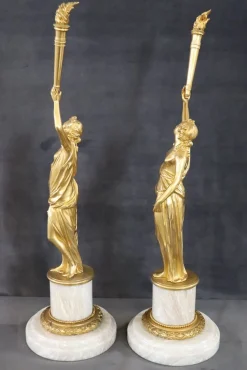 Skulpturale Figuren, Vergoldete Bronze auf Alabastersockel, Frühes 20. Jh., 2er Set