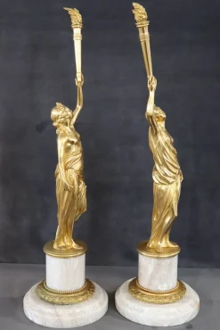 Skulpturale Figuren, Vergoldete Bronze auf Alabastersockel, Frühes 20. Jh., 2er Set