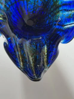 Skulpturale Kobaltblaue Tafelaufsatzschale aus Kunstglas von Egermann, 1980er