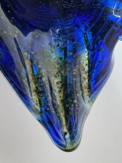 Skulpturale Kobaltblaue Tafelaufsatzschale aus Kunstglas von Egermann, 1980er