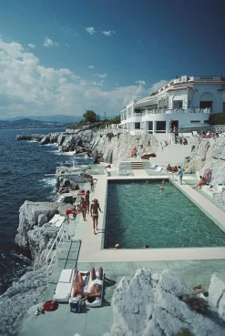 Slim Aarons, Hotel Du Cap Eden-Roc, Estate Stamped Fotodruck, 1976/2020er