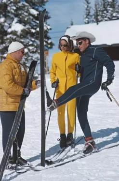 Slim Aarons, Vail Skiers, Estate Stamped Fotodruck, 1964 / 2020er
