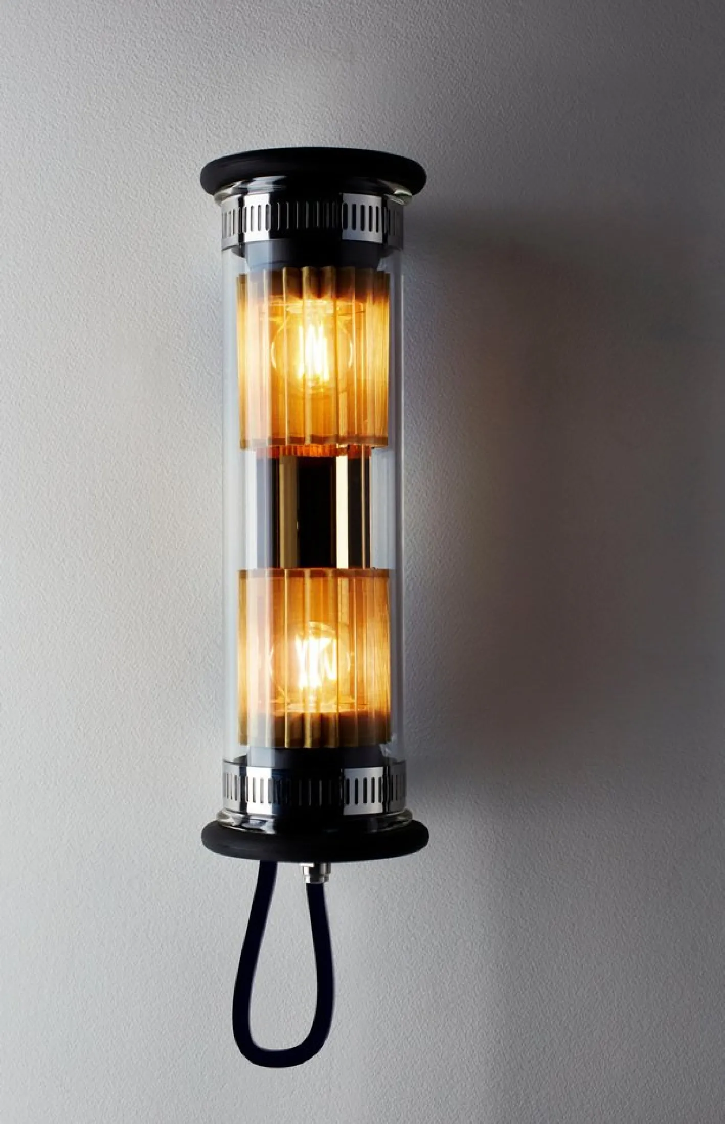 Small in the Tube Gold Wandlampe von Dominique Perrault & Gaëlle Lauriot-Prévost