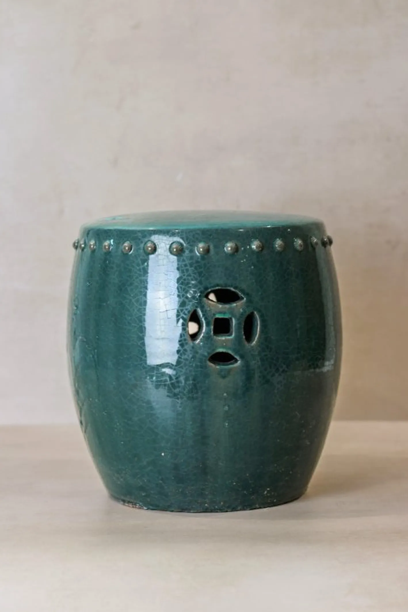 Smaragdgrüner Vintage Gartenhocker aus glasierter Keramik