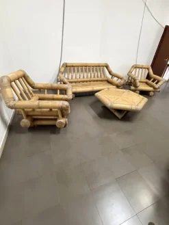 Sofas, Sessel und Couchtisch aus Bambus, 1970, 4er Set