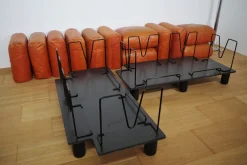 Sofas und Poufs aus Orangefarbenem Leder Marius & Marius von Mario Marenco für Arflex, 1970er, 3er Set