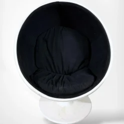 Space Age Egg Pod Chair mit skulpturalem Sockel, 1960er
