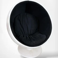 Space Age Egg Pod Chair mit skulpturalem Sockel, 1960er