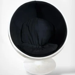 Space Age Egg Pod Chair mit skulpturalem Sockel, 1960er