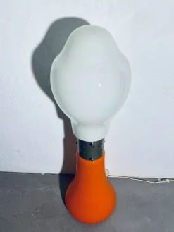 Space Age Stehlampe mit Lippenstift von Mazzega, Italien