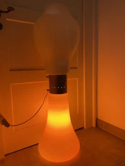 Space Age Stehlampe mit Lippenstift von Mazzega, Italien